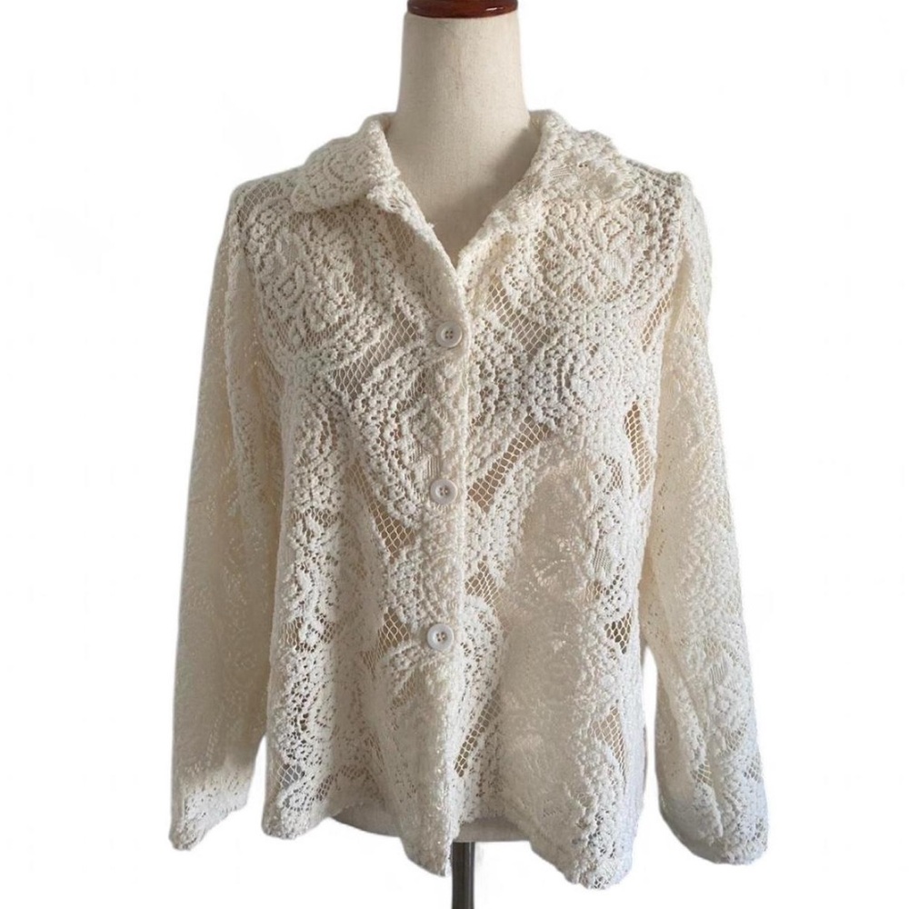 Elegant Lace Button-Up Blouse - Cream